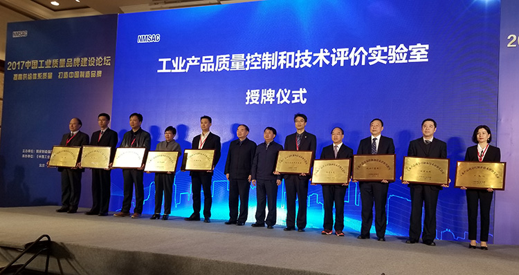 1061882749.jpg 1061882749.jpg