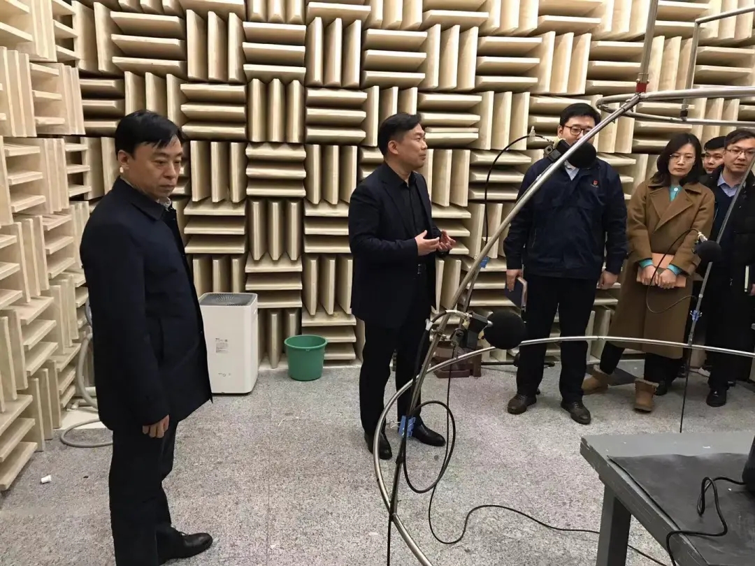 4.webp.jpg 4.webp.jpg