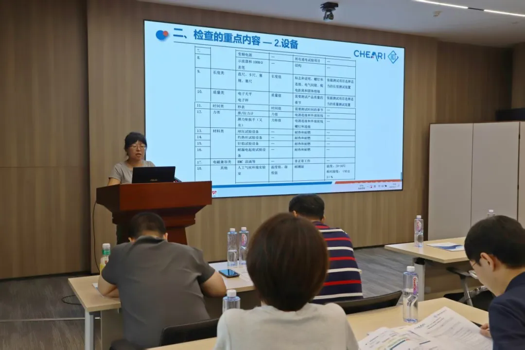 640.webp (1).png 640.webp (1).png