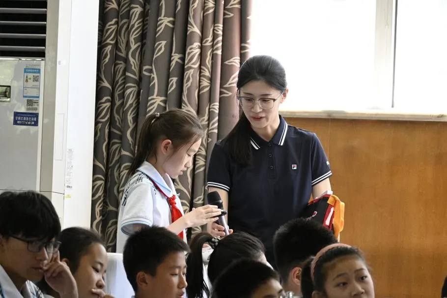 640.webp (1).png 640.webp (1).png